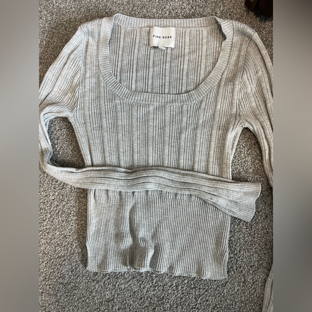 Gray women’s matching set - Picture 5 of 7
